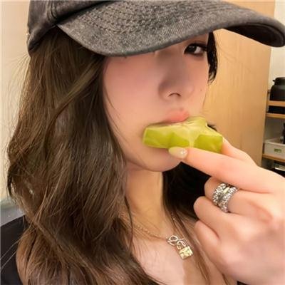 肚假情真